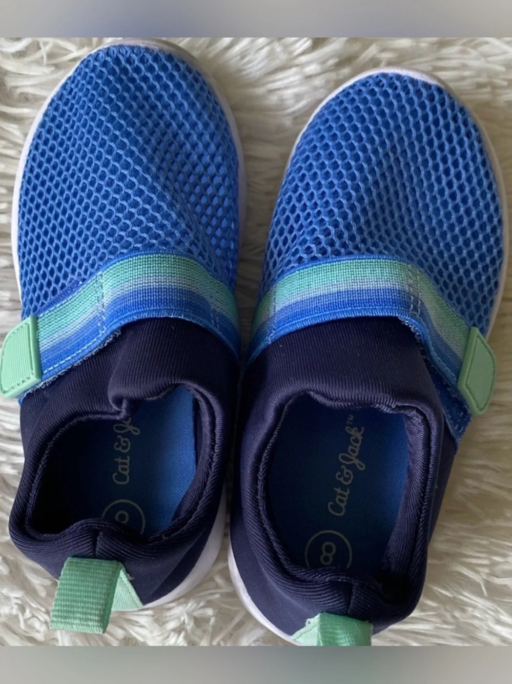 Cat & Jack Kids Blue Mesh Water Shoe with Mint Strap Accent